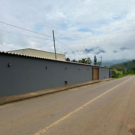 Agradavel Casa De Campo, Recem Construida. Pedra Menina Eksteriør bilde